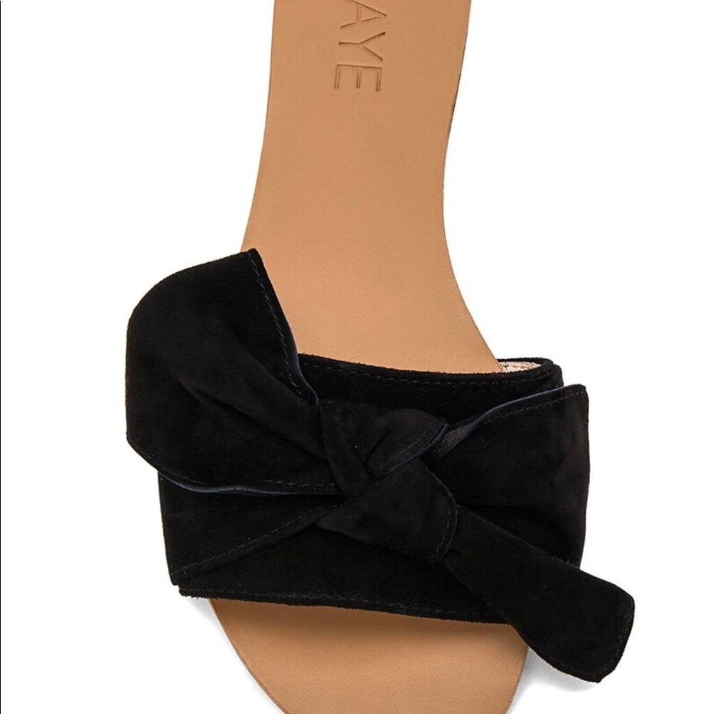 RAYE Sandy Sandal Black Suede Size 9 Like-New, Quiet Luxury